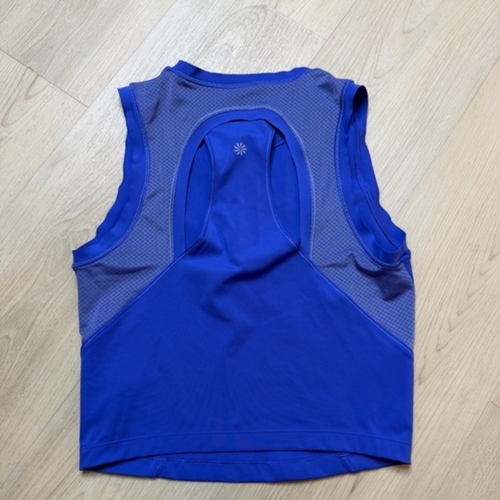 Athleta zipped cropped tank top